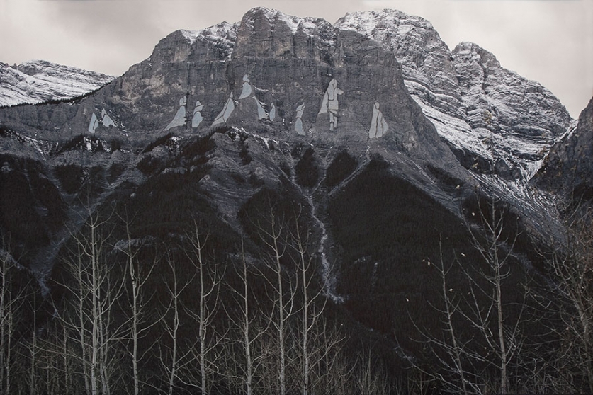 http://xvsjycc640.mirunadragan.com/files/gimgs/th-12_Dragan07_TheMountainsAreMirrors2-web.jpg